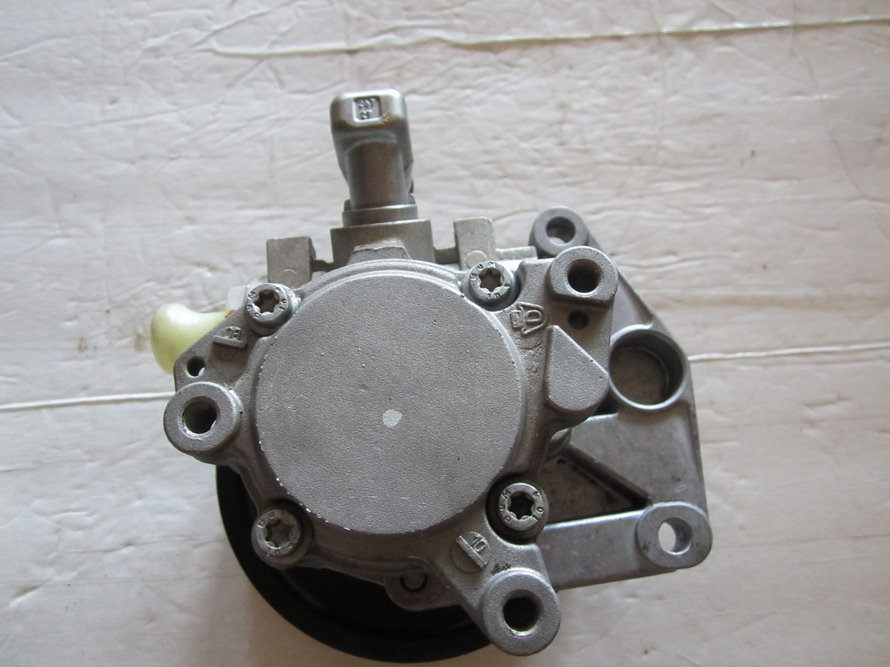 Mercedes Benz E350 Power Steering Pump 0054665801 Used Auto Parts